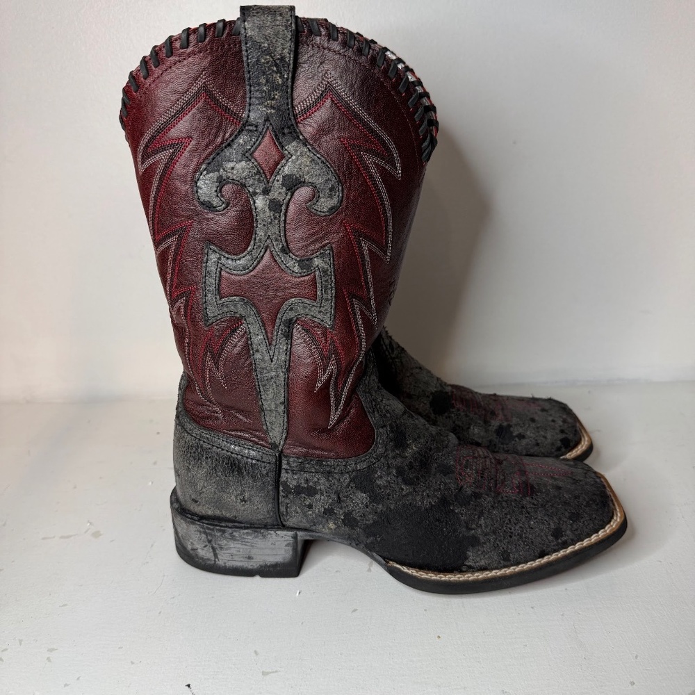 Ariat Boots Red Black Distressed Cowboy Western Whiplash? Men's Size 7.5 B - Picture 2 of 10